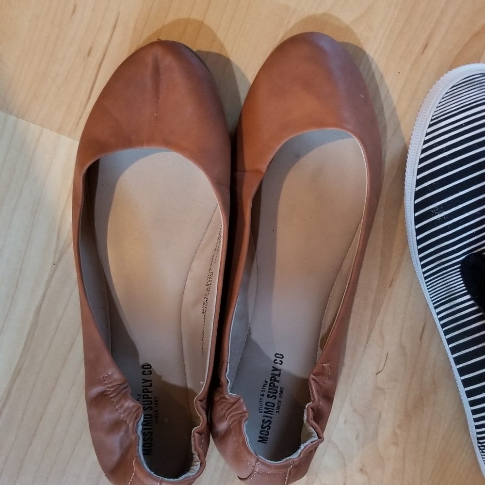 Mossimo flats